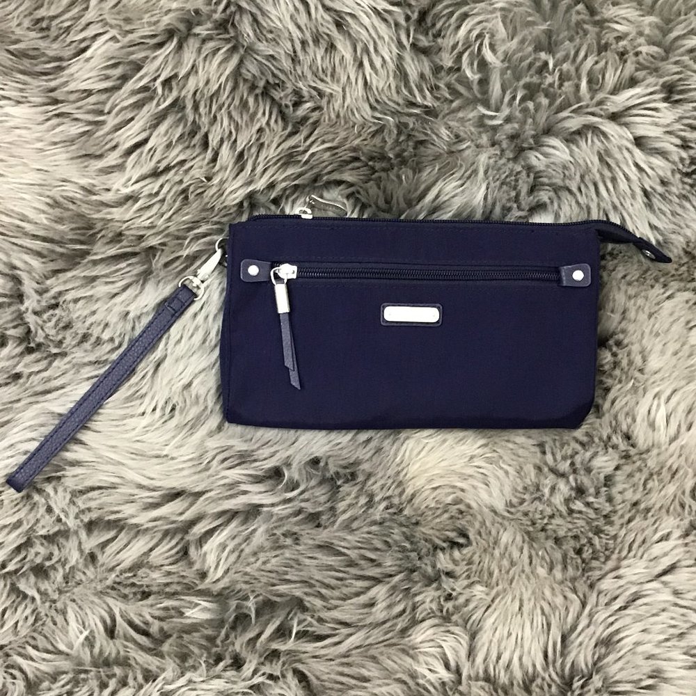 Baggallini | RFID Transit Bag | Navy